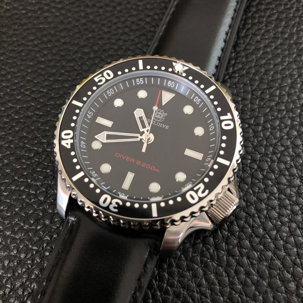 quartz movement of diving watch